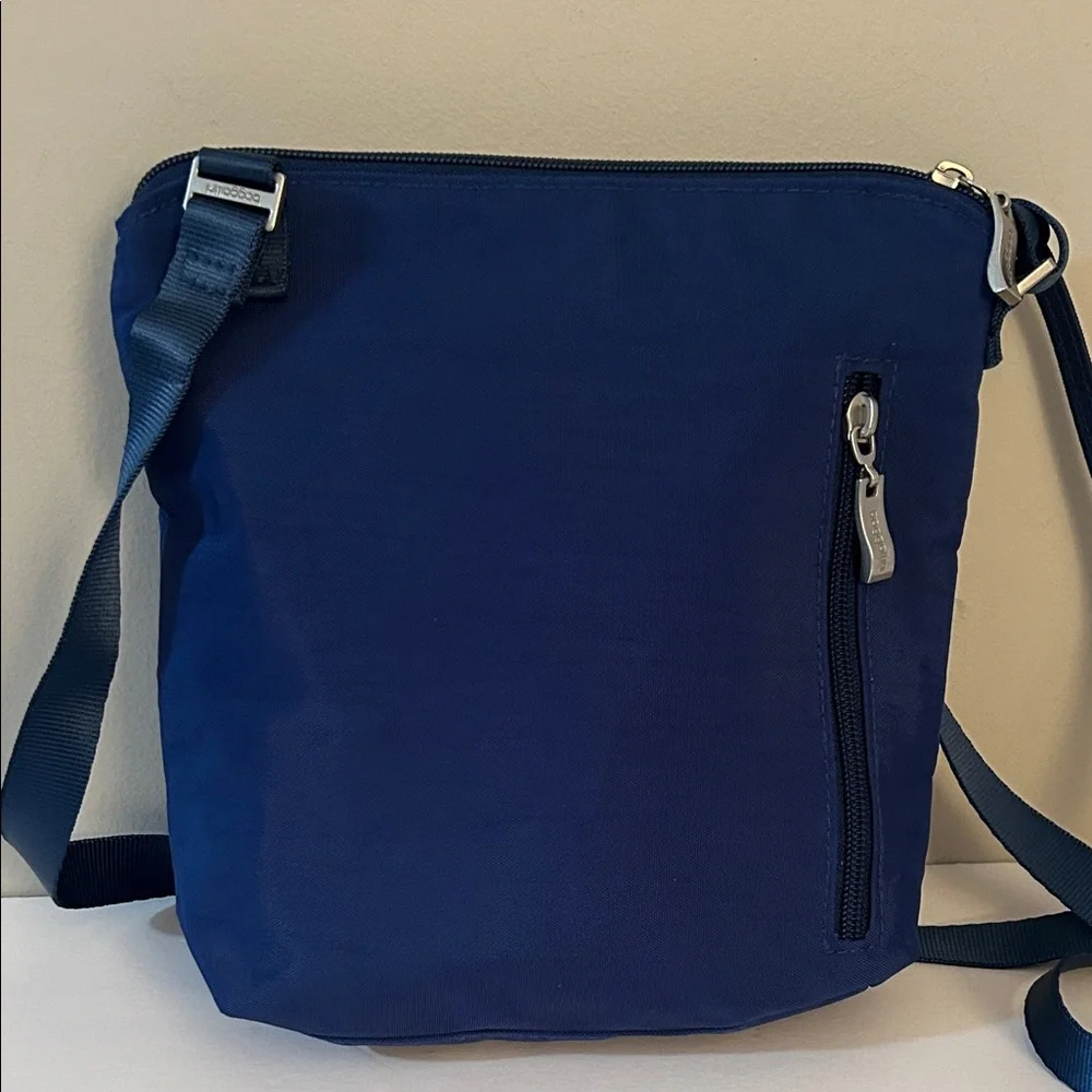 Baggallini Crossbody in Royal Blue